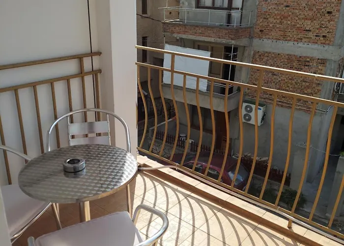 Pensión Topchievi Isles *