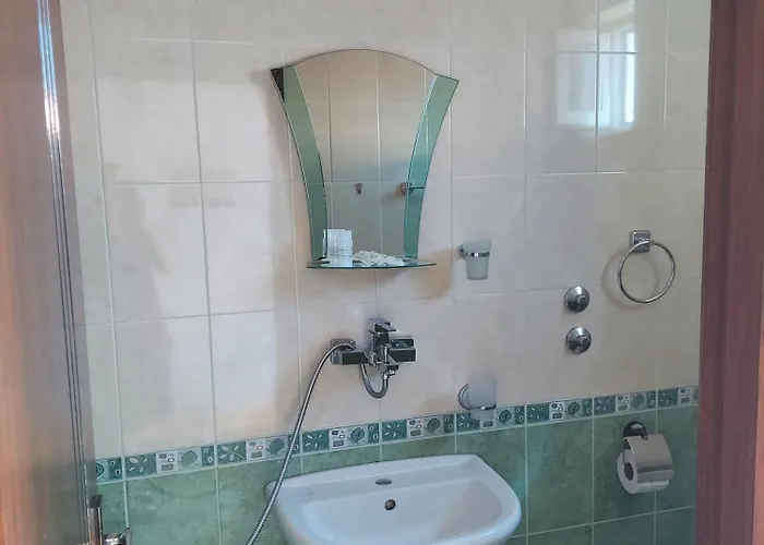 Topchievi Isles Pensión